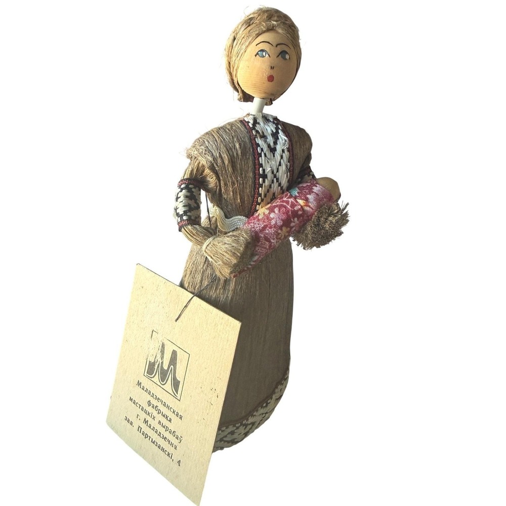 Vintage 1996 Belarusian Straw Folk Art Doll Matulya Mother Original Tags - Picture 3 of 6